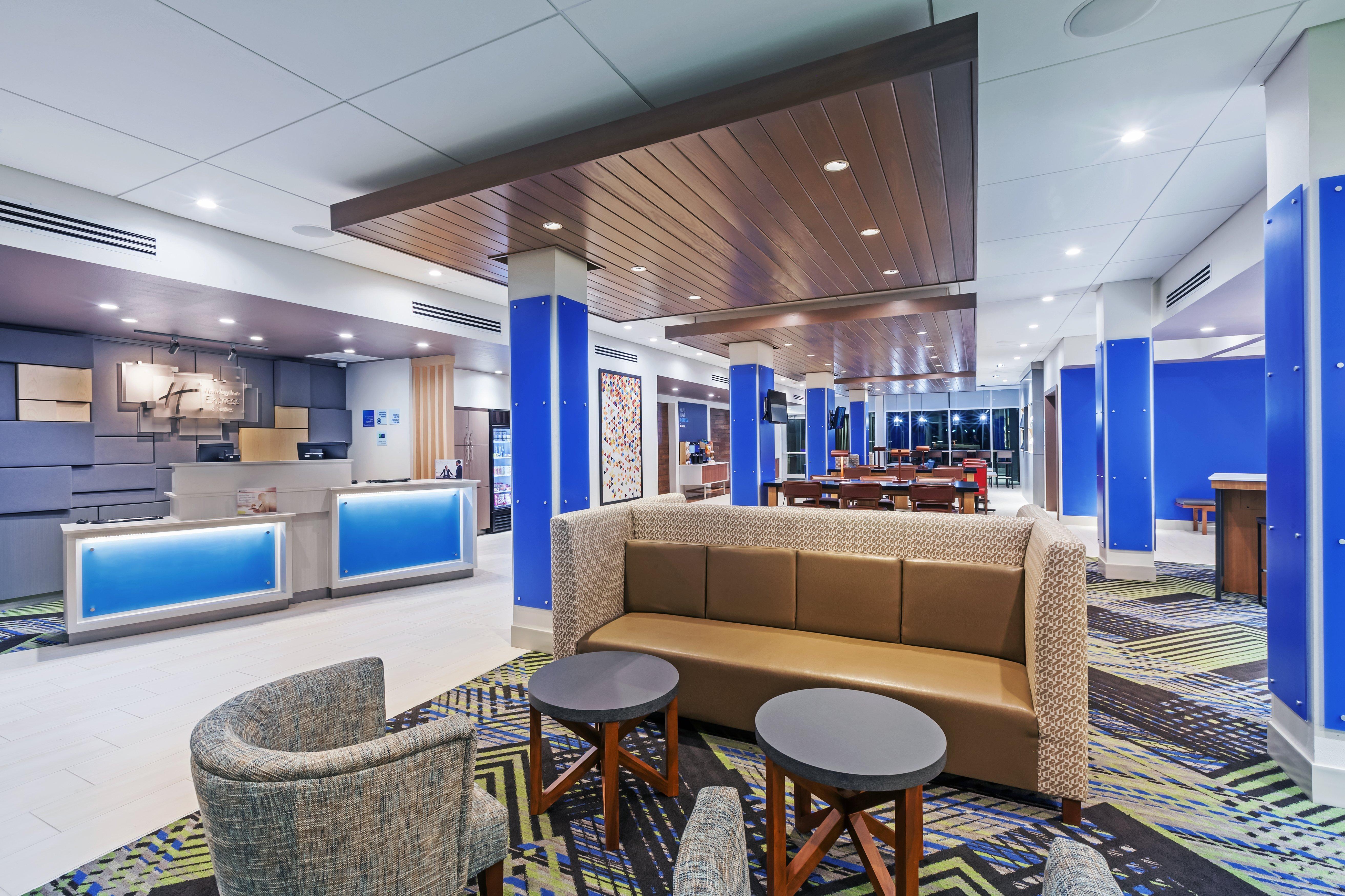 Holiday Inn Express And Suites Chanute By Ihg Exterior photo